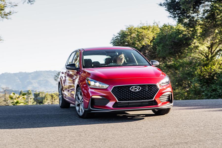  Hyundai Elantra GT N Line (PD) 2019 года  (фото 35 из 40)